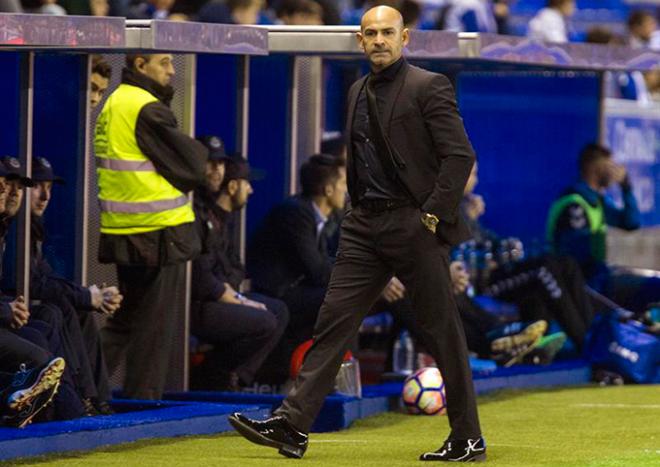 Paco Jémez vuelve a los banquillos y lo hace contra el Valencia.