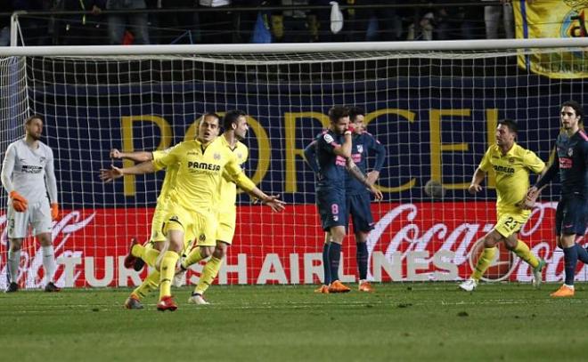 Ünal celebra el segundo gol del partido.