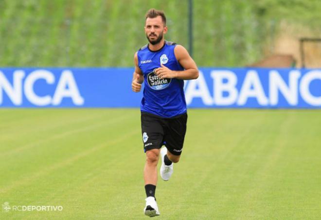 Emre Çolak, en un entrenamiento del Deportivo de La Coruña (Imagen: RCD Coruña).