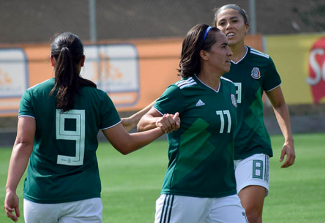 Charlyn celebra uno de sus tantos. (Foto: @miseleccionmx)