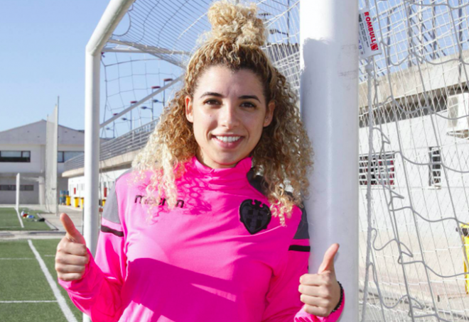 Chelsea Cabarcas en la Ciudad Deportiva de Buñol. (Foto: Levante UD)