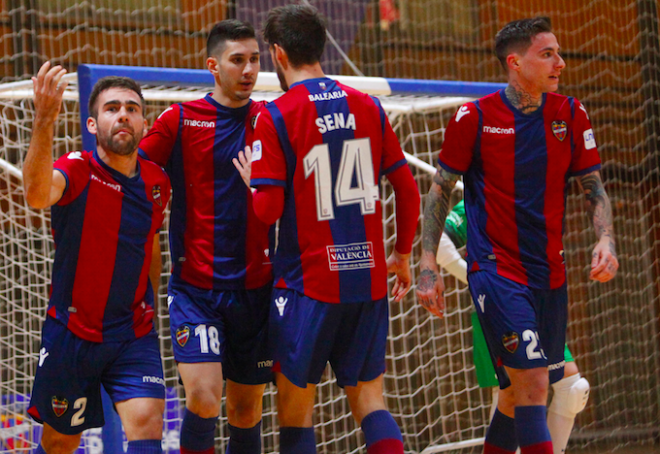 Los jugadores del Levante FS deben dar un paso más en el final del torneo regular de la LNFS.