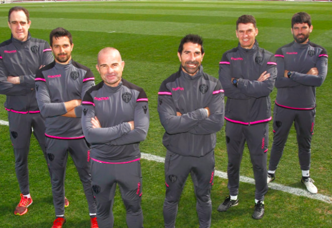 Paco López, en un partido con el Atlético Levante UD.