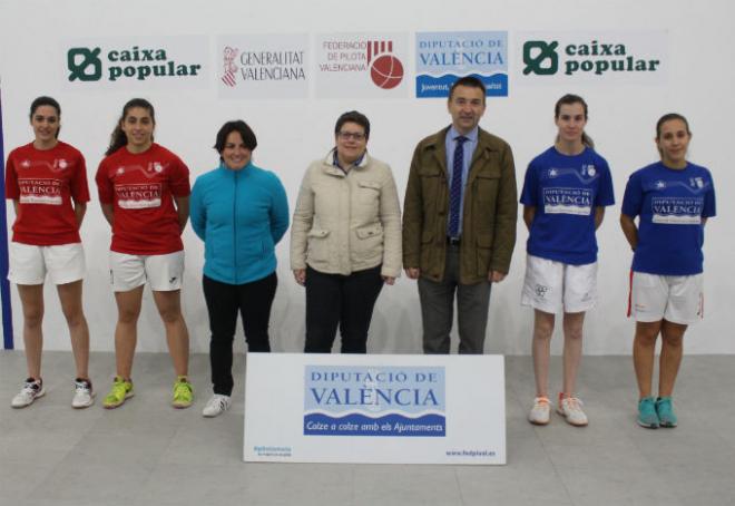 Les campiones en el trinquet Pelayo de València