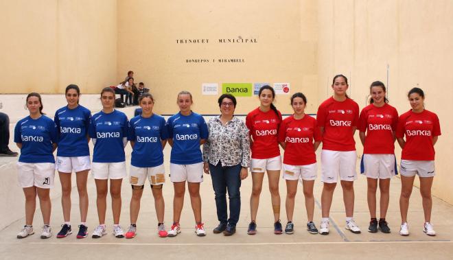 La vesprada del diumenge la Lliga Bankia de Raspall Femení tornarà al trinquet de Bonrepós i Mirambell