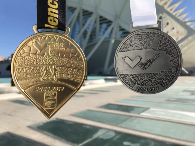 Estas son las medallas del Maratón Valencia 2017