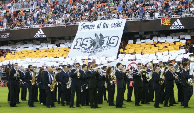 El último tifo realizado por la Curva Nord en Mestalla hasta la fecha. (Foto: David González)