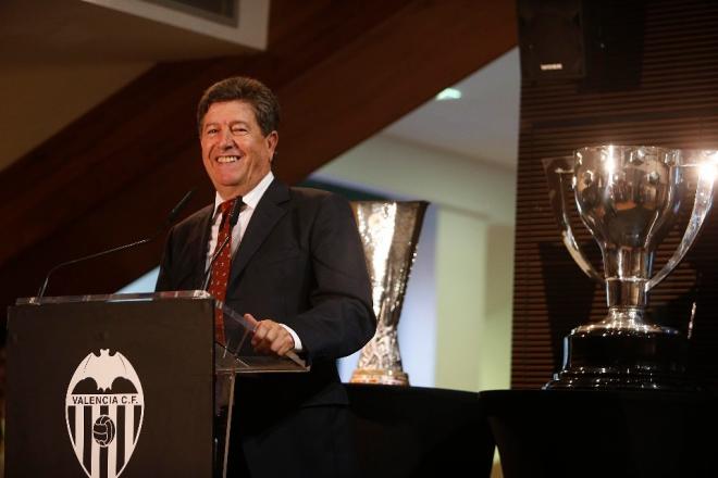 Jaime Ortí el día que conmemoraron el doblete del Valencia CF.