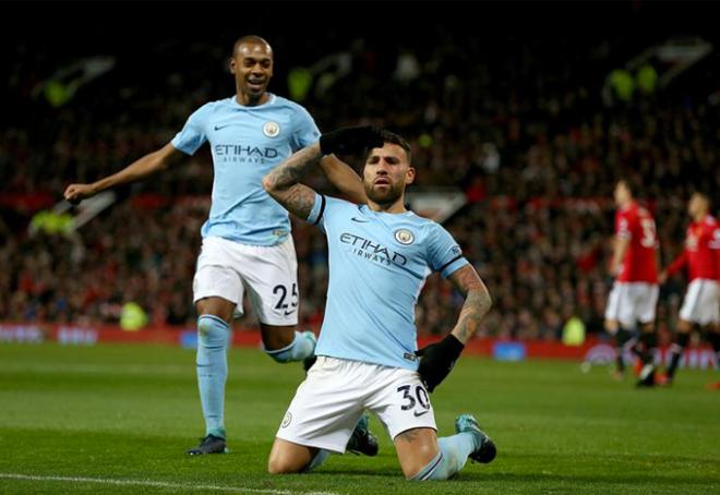 Otamendi celebra un gol con el Manchester City (Foto: EFE).