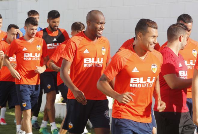 Kondogbia y Murillo en un entrenamiento.