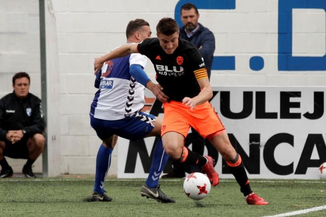 Tras la derrota ante el Ebro, toca recuperar la racha de victorias ante un rival complicado. (Foto: Valencia CF)