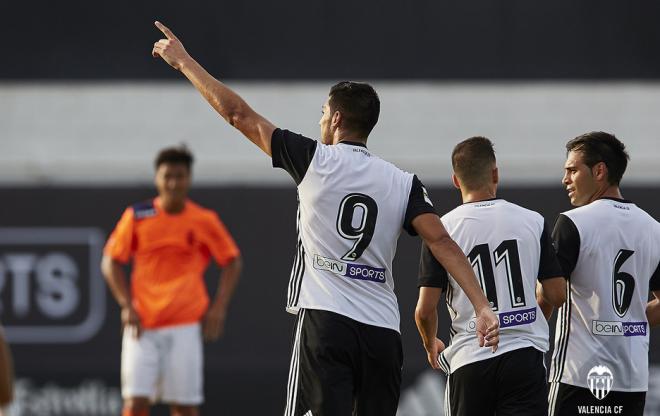 El Valencia negocia la renovación de Rafa Mir (Foto: Valencia CF).