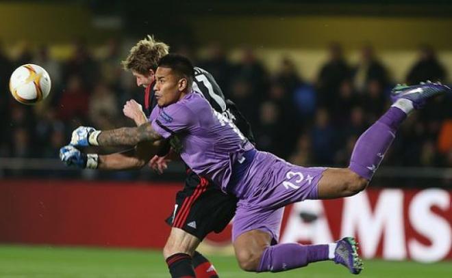 Alphonse Areola quiere más minutos.