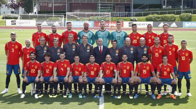 Rodrigo se realizó la foto oficial con la selección que disputará el Mundial de Rusia.