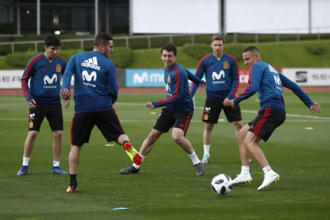 Rodrigo y Carlos Soler trabajan con la Roja. (Foto: Sefutbol)