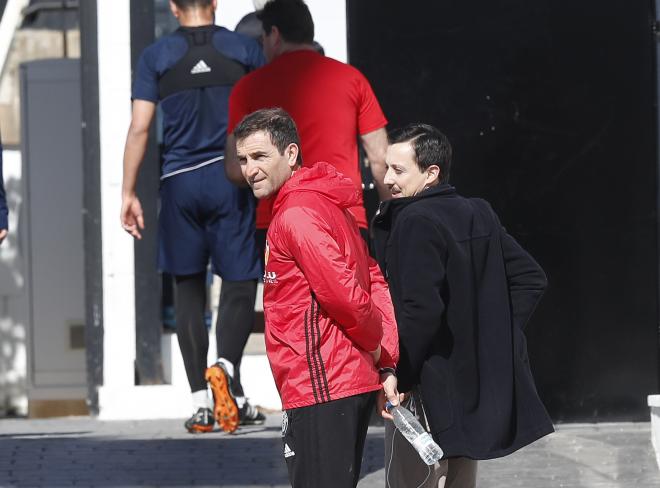 Una vez más Pablo Longoria no se perdió detalle del entrenamiento. (Foto: David González)