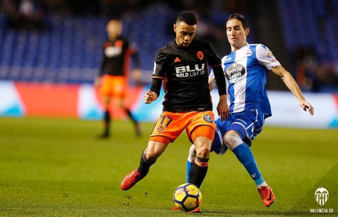 Coquelin contra el Deportivo (Foto: Valencia CF).