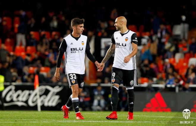 Ferran Torres y Simone Zaza en Mestalla (Foto: Valencia CF).