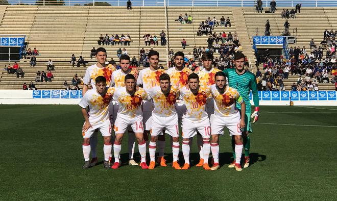 Formación titular. (Foto: Sefutbol)