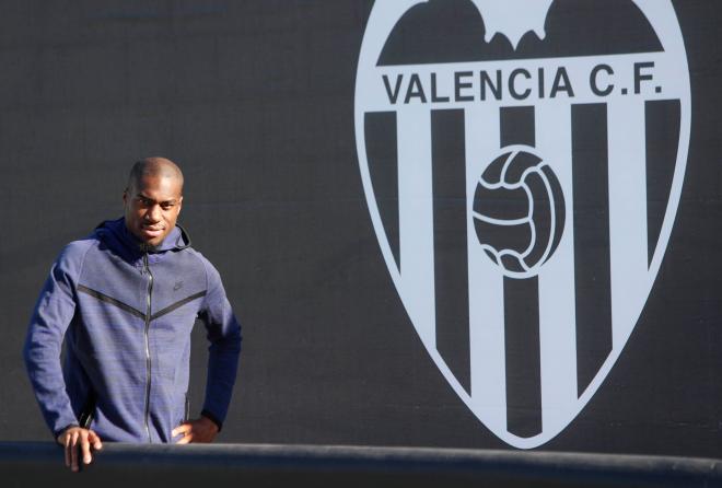 Kondogbia seguirá en el Valencia cuatro años más como mínimo. (Foto: David González)