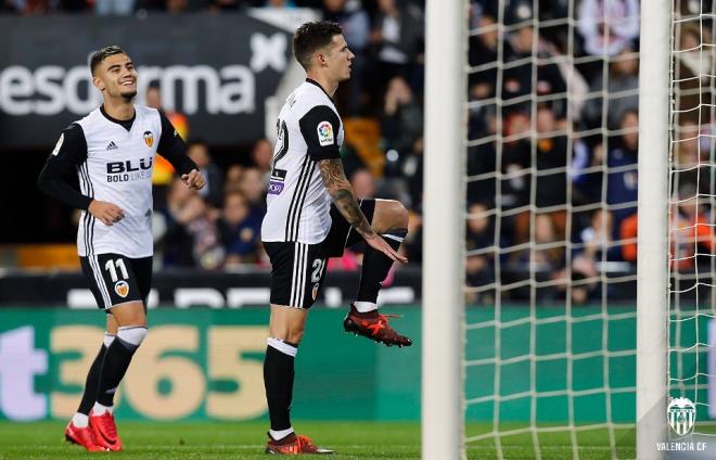 Santi Mina lo ha jugado todo con Marcelino. (Foto: David González)