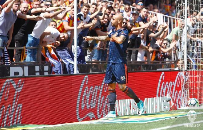 Zaza celebra un gol en su último partido en Mestalla (Foto: Lázaro de la Peña / Valencia CF)