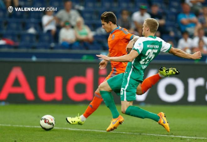 Mina en el último choque ante los alemanes. (Foto: Valencia CF)