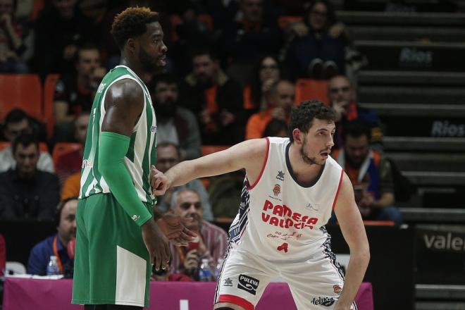 Álex Vera ya ha debutado con el primer equipo. (Foto: Miguel Ángel Polo)