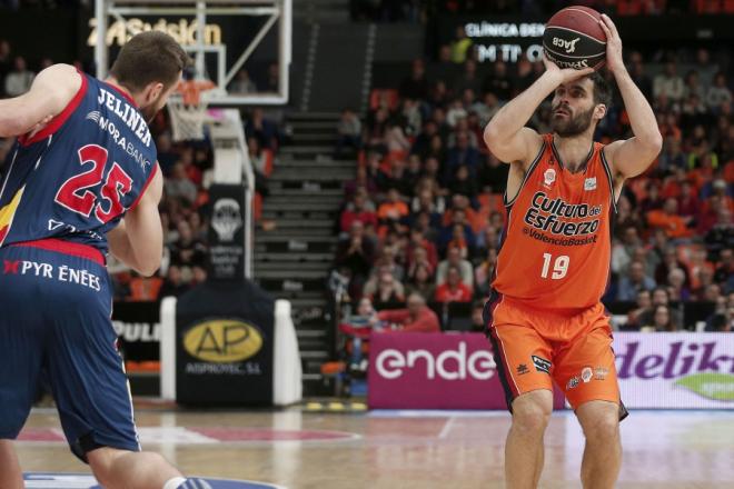 San Emeterio jugó el mejor partido de su carrera. (Foto: M. A. Polo)