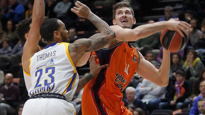 Pleiss pelea en la Fonteta.