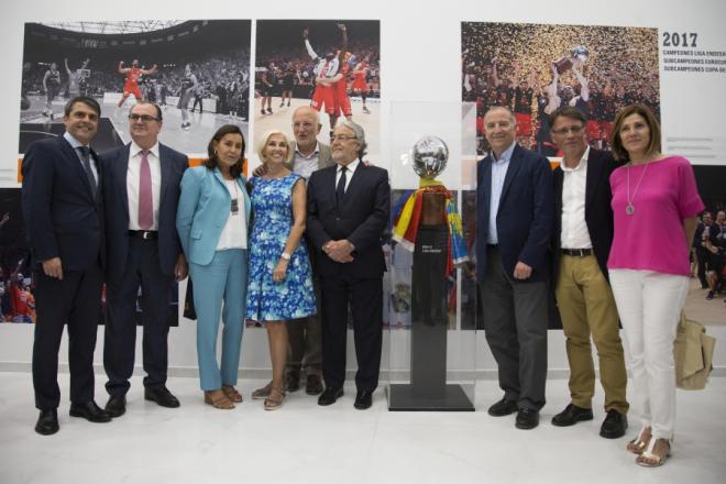 Inaugurada la exposición ‘Valencia Basket, el éxito del Esfuerzo’, broche final al 30º aniversario