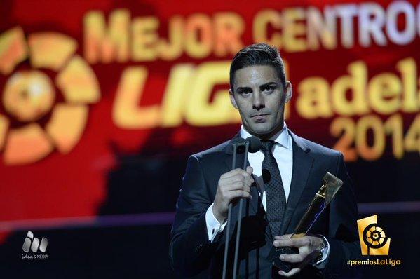 Óscar González tras recoger el premio | @Laliga