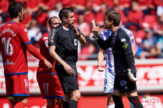 Díaz de Mera, en el duelo disputado en Soria (Foto: LaLiga).