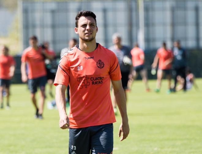 Óscar Plano, durante un entrenamiento en los Anexos.