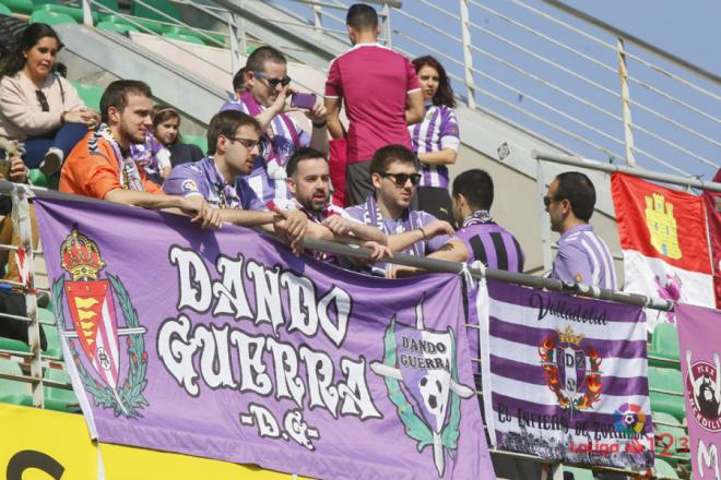 Aficionados del Real Valladolid en el Nuevo Arcángel.