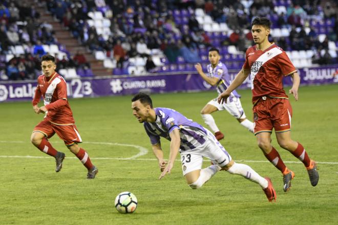 Óscar Plano cae ante el Rayo.