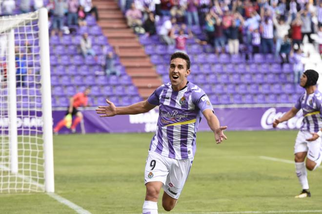 Jaime Mata celebra su gol al Granada.