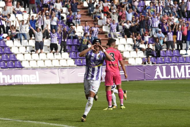 Luismi celebra su primer gol en Liga (Foto: A. Domingo).