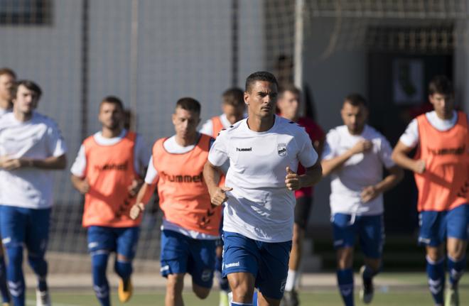 Carlos Peña entrenando con el Lorca (Foto: Lorca FC).