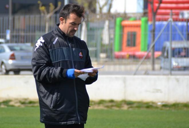 López Garai, durante un entrenamiento con el Reus.