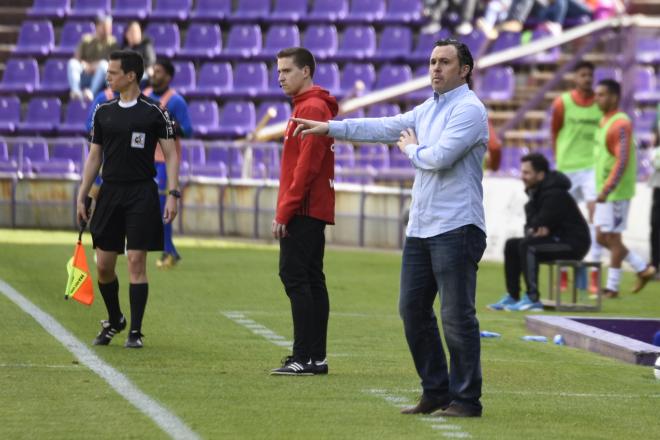 Sergio González, durante el partido (Foto: A. Domingo).