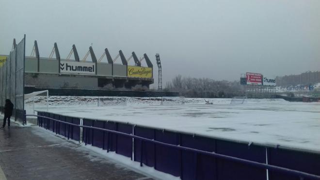 Aspecto de los Anexos del José Zorrilla nevados.