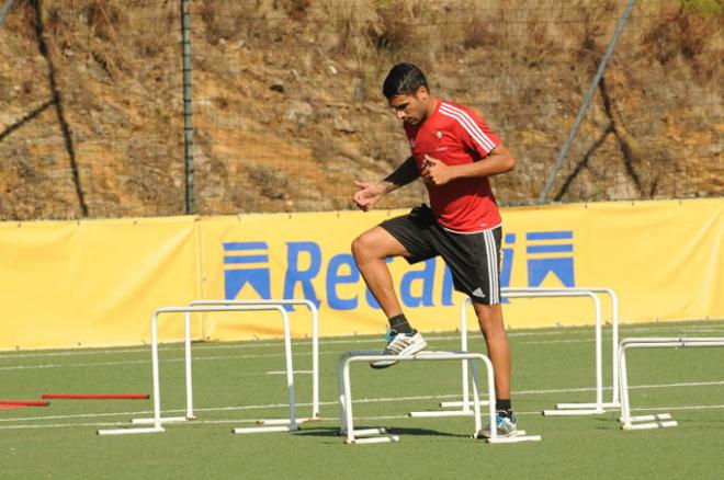 Augusto durante un entrenamiento en A Madroa | E. Álvarez