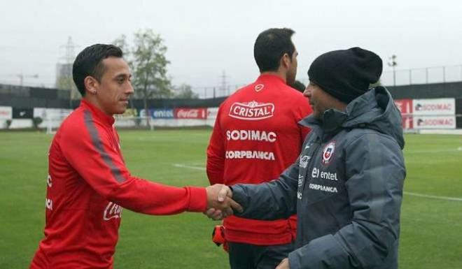 Orellana saluda al seleccionador Sampaoli | Olé