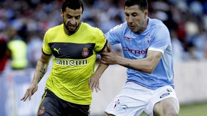 Roberto Lago en el partido contra el Espanyol en la jornada 38 de la temporada 2012-13.