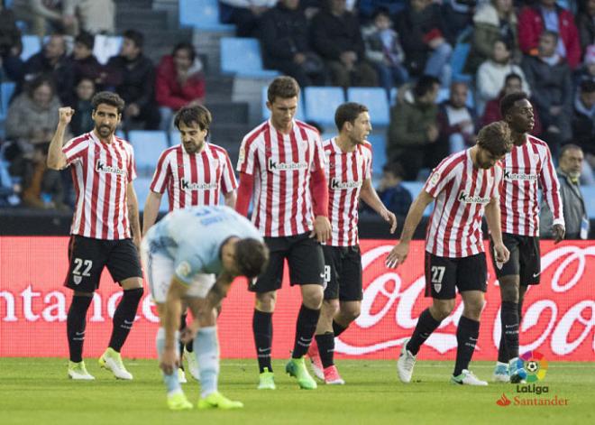 Los jugadores del Athletic celebrando un gol en Balaídos (Foto: LaLiga).