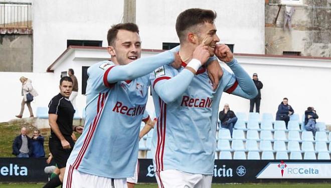 Lance del partido entre el Celta B y el Racing de Ferrol (Foto: CV).