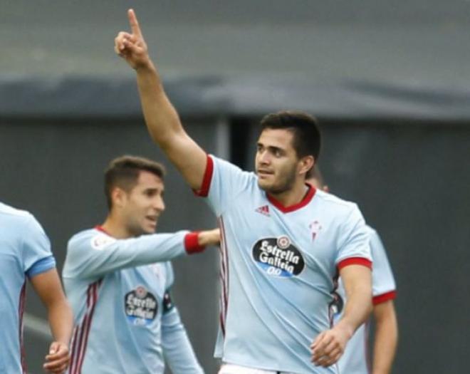 Maxi Gómez celebra un gol con el Celta (Foto: EFE).