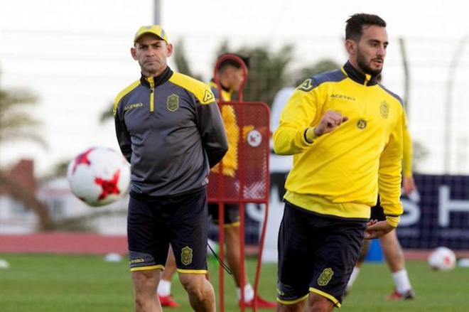 Paco Jémez, entrenando a Las Palmas.