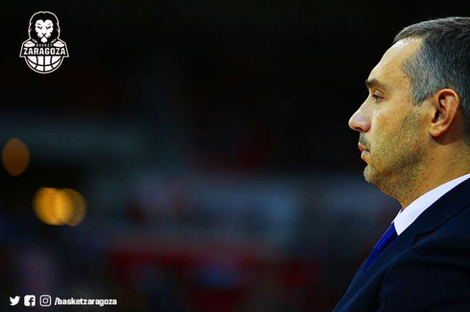 Cuspinera, nuevo técnico rojillo (Foto: web oficial Basket Zaragoza).